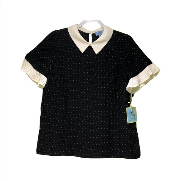 (NEW) CeCe blouse black and white dots